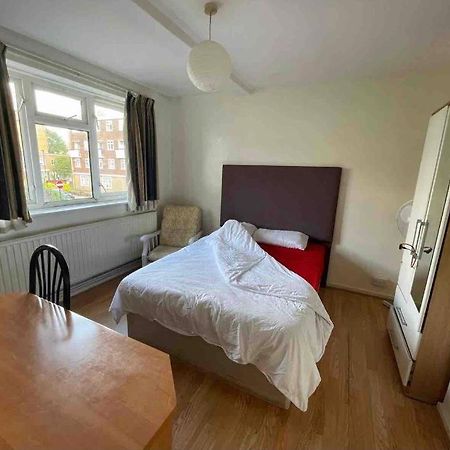 Arbnb Comfy Sleep Guest House Self Catering Private Bedrooms 60 Pound Per Night Per Person 伦敦 外观 照片