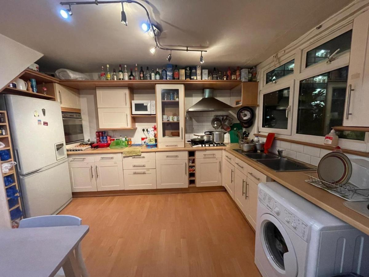 Arbnb Comfy Sleep Guest House Self Catering Private Bedrooms 60 Pound Per Night Per Person 伦敦 外观 照片